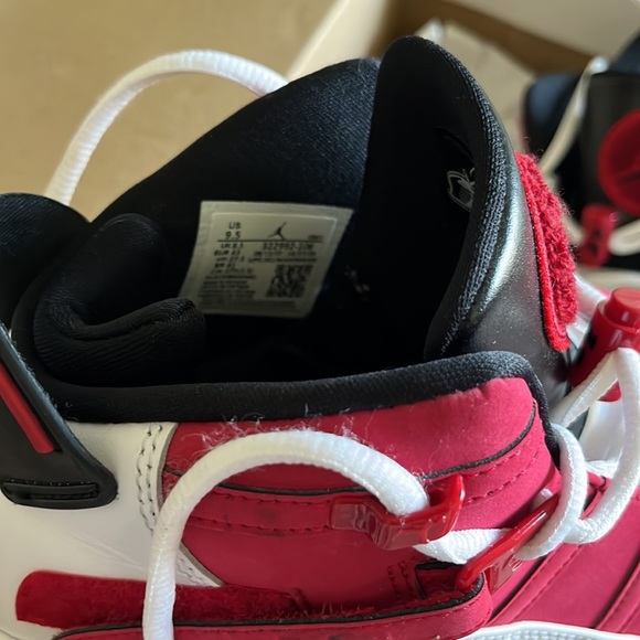 Jordan 6 Rings - Picture 4 of 7